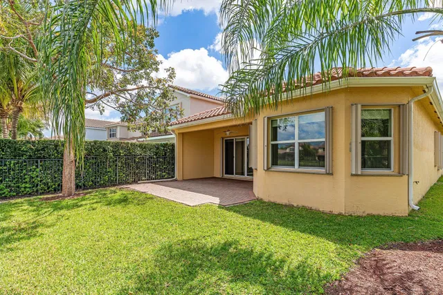  Residence photo 24