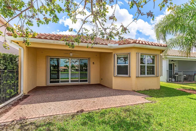  Residence photo 25