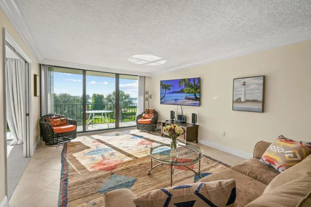  Unit 2090 photo 11