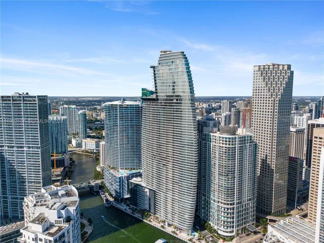 Aston Martin Residences 2103C