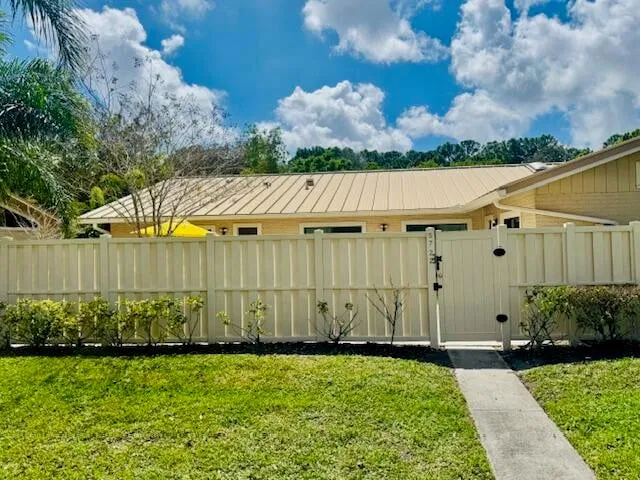 Old Palm Golf Club Residence photo 37