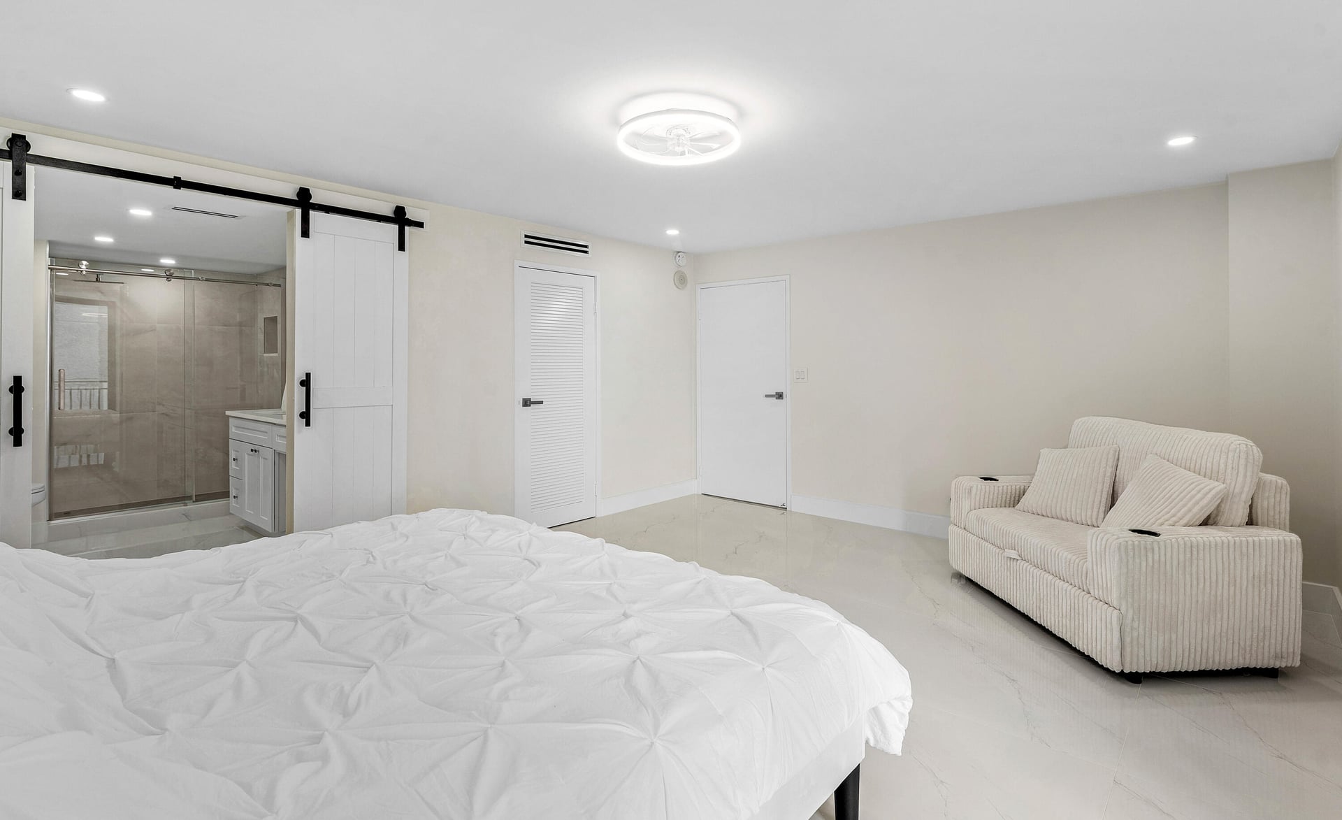 Singer Island Unit 5b photo 23