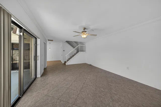 Residence photo 29