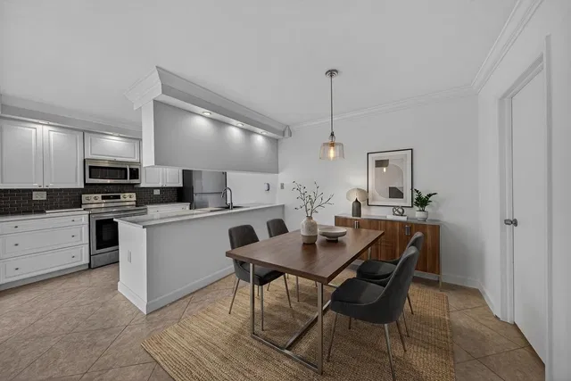 Residence photo 31