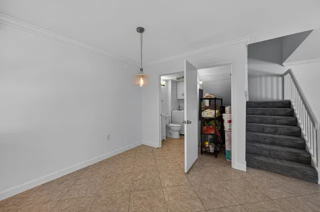 Residence photo 36