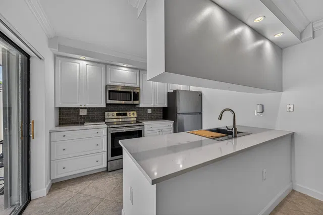 Residence photo 37