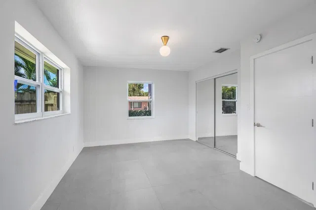 Residence photo 22