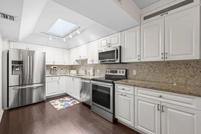 Boca Grove Unit 302 photo 19