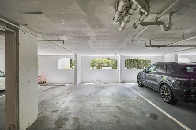 Boca Grove Unit 302 photo 31