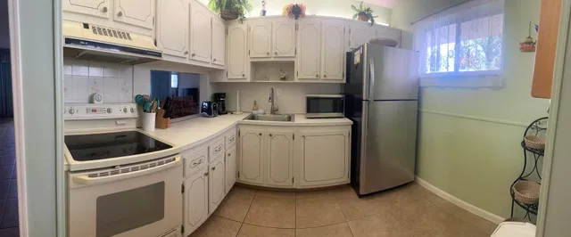  Unit 304 photo 14