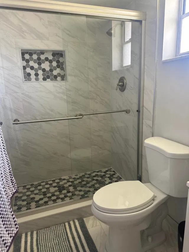  Unit 304 photo 18