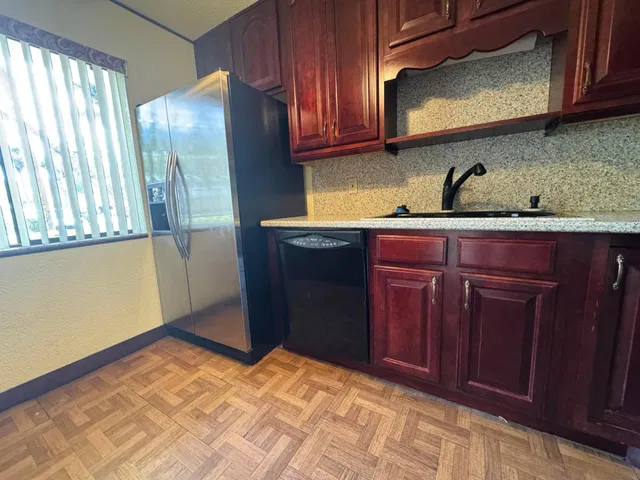  Unit 106 photo 12