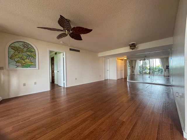  Unit 106 photo 17