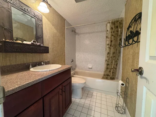  Unit 106 photo 33