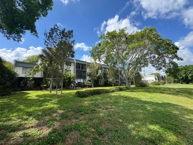  Unit 106 photo 38