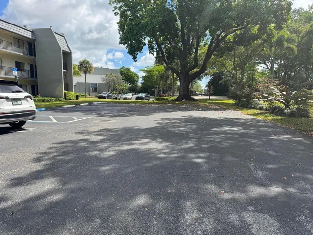  Unit 106 photo 43