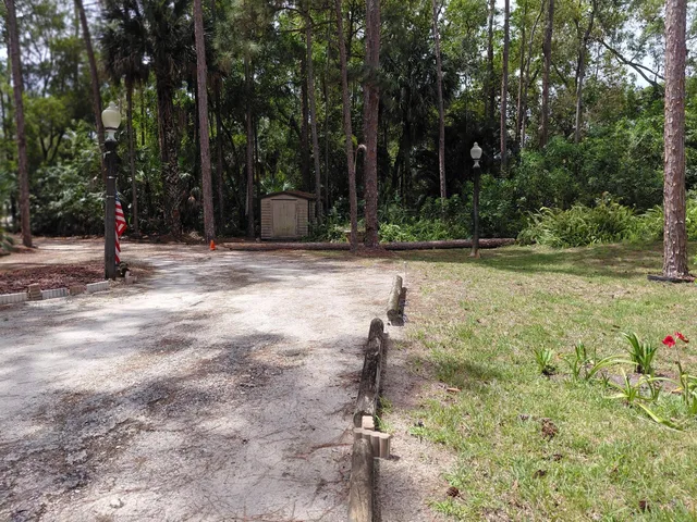 Residence photo 5