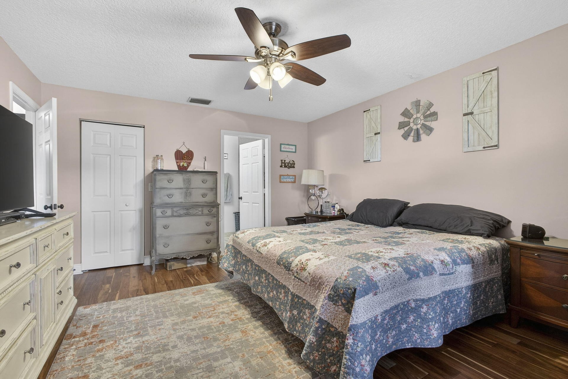 Residence photo 29