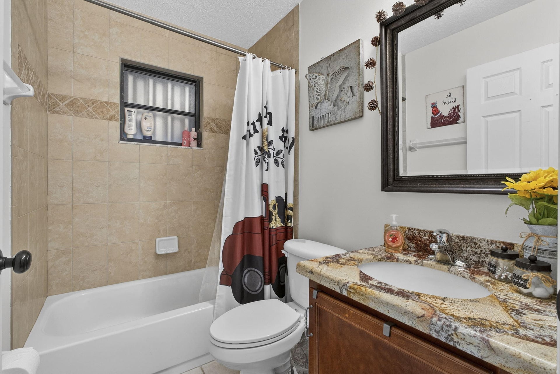Residence photo 38
