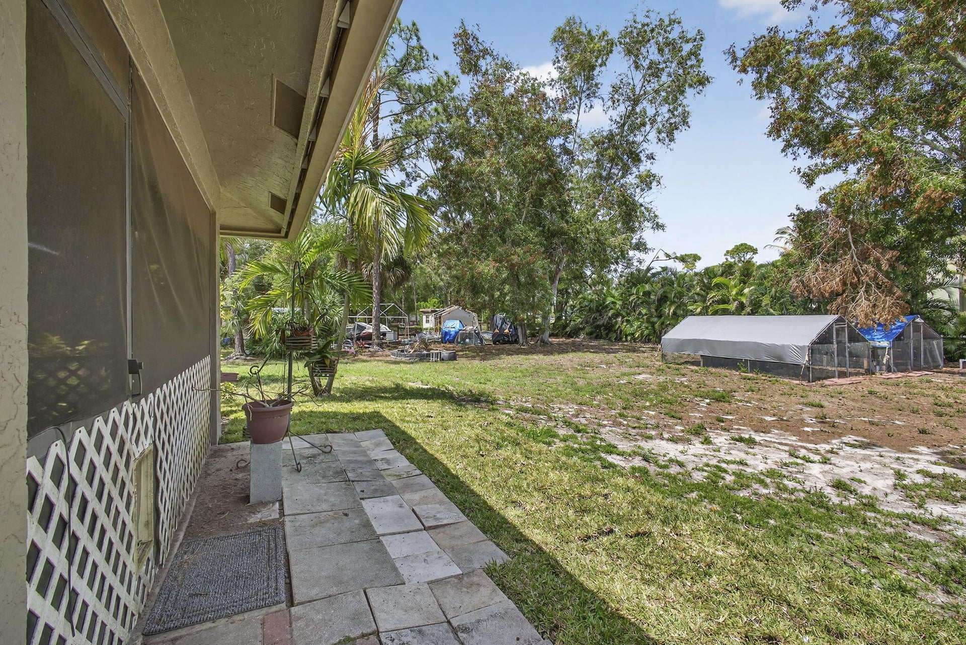 Residence photo 47