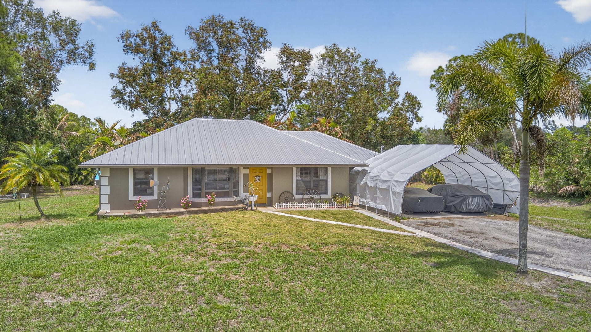 Residence photo 63