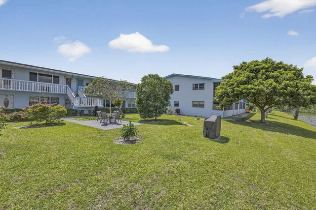  Residence photo 36