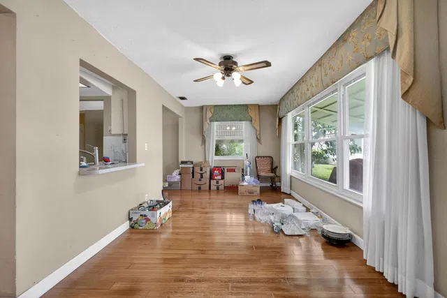  Residence photo 12