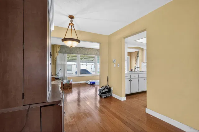 Residence photo 16