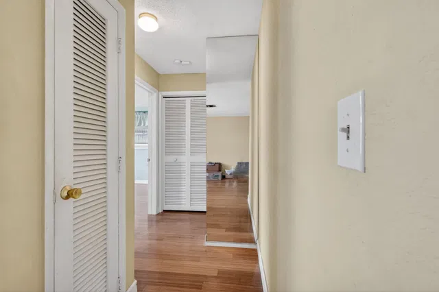  Residence photo 22