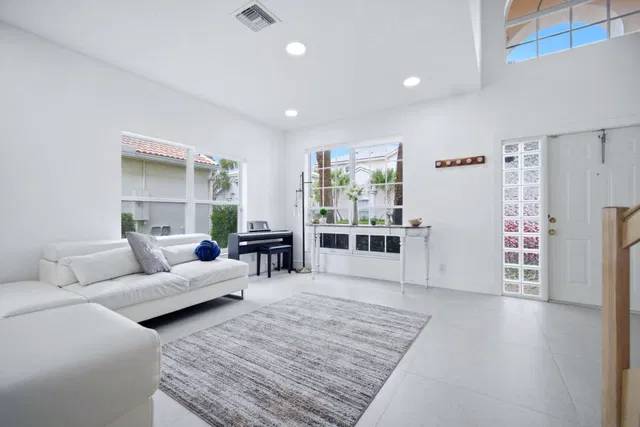  Residence photo 14