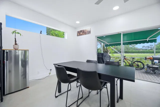  Residence photo 24