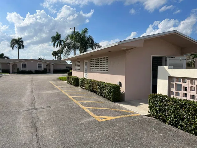 Unit I photo 18