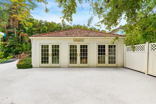 Residence photo 8