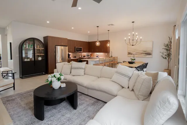 Palm Trail Delray Beach Residence photo 5