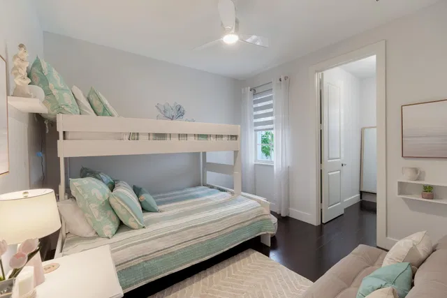 Palm Trail Delray Beach Residence photo 24