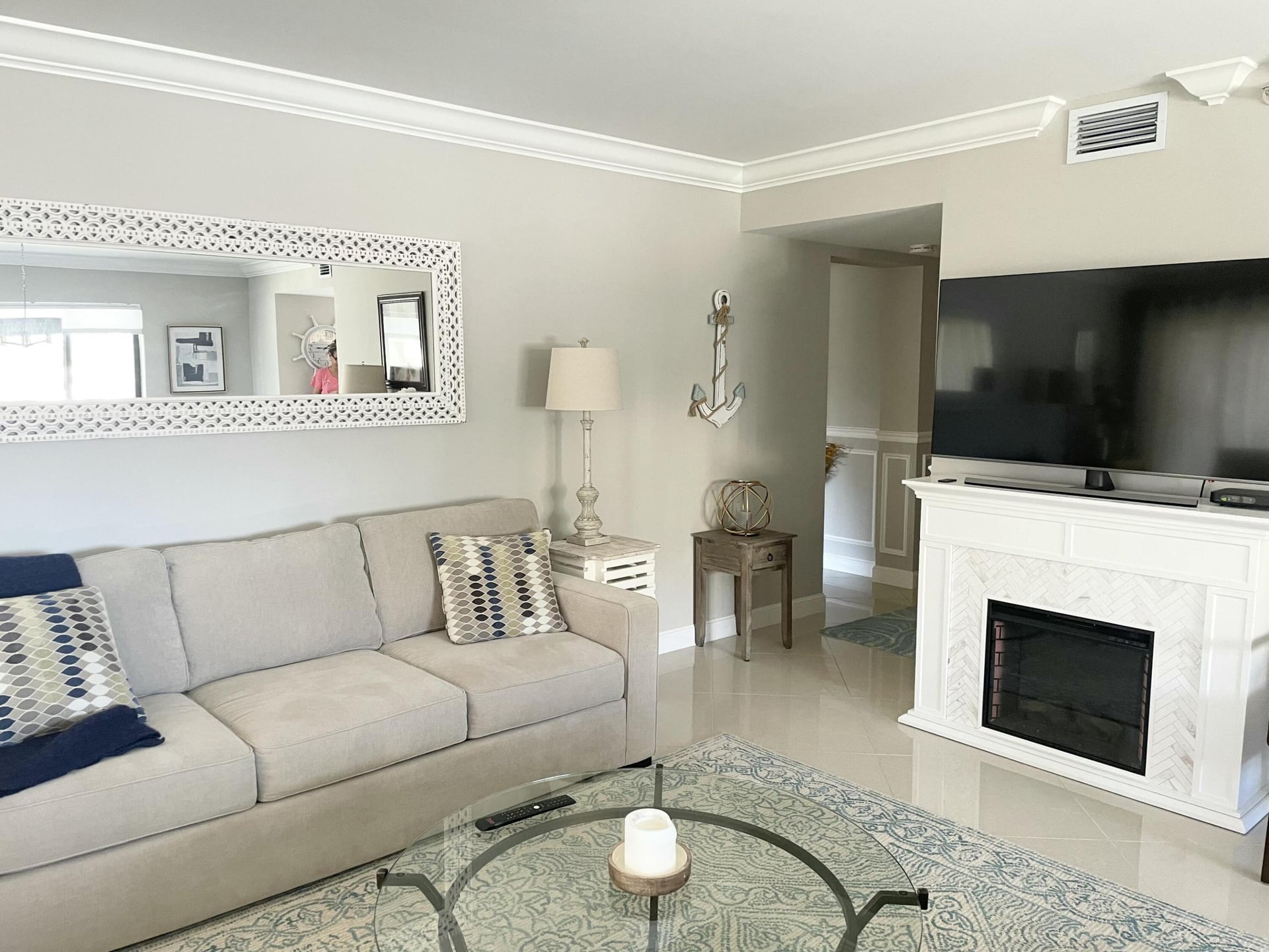 Unit 204 photo 9