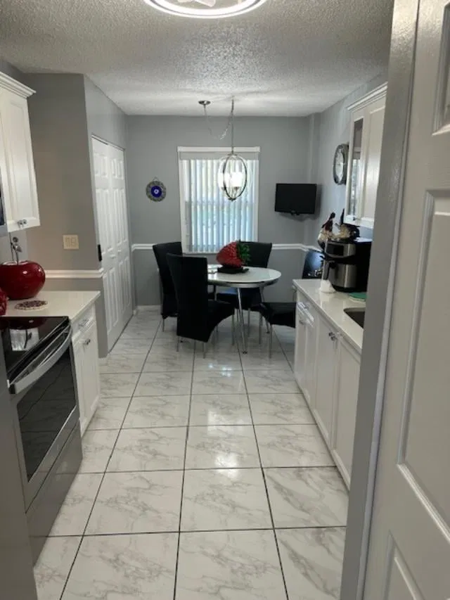 Unit 210 photo 5