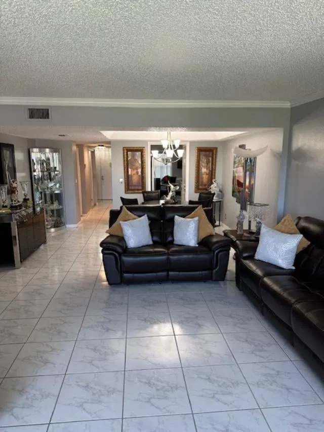 Unit 210 photo 9