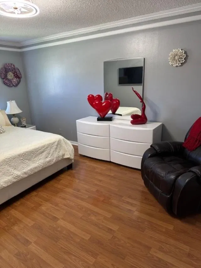 Unit 210 photo 13