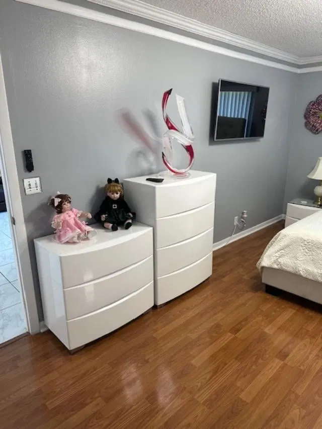 Unit 210 photo 14