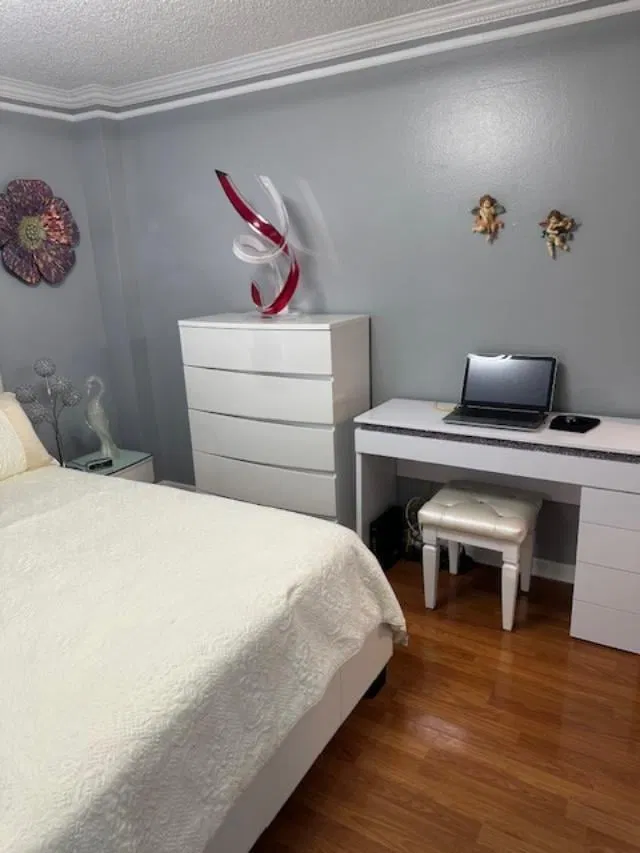 Unit 210 photo 20