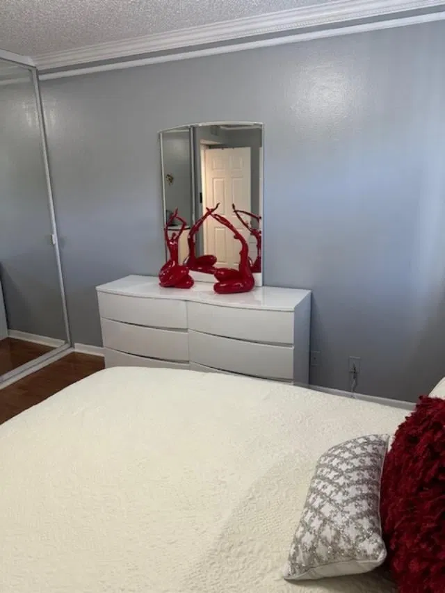 Unit 210 photo 22