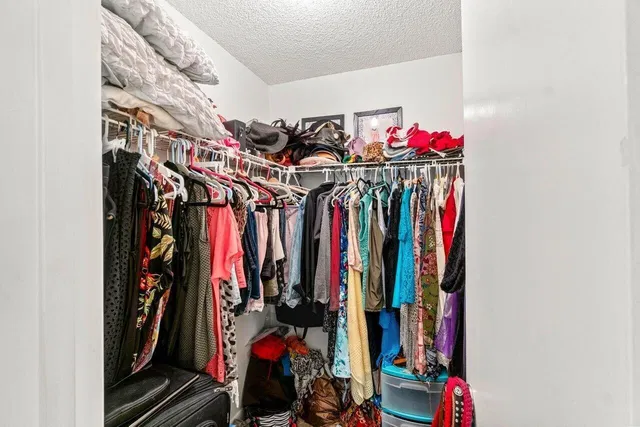 Unit 204a photo 12