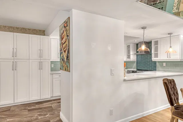Singer Island Unit 104 photo 8