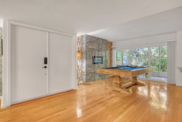 Singer Island Unit 104 photo 15
