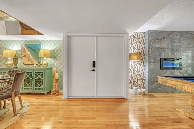 Singer Island Unit 104 photo 16