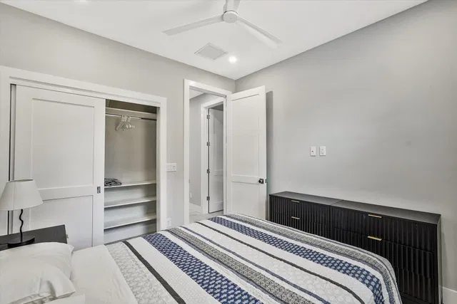 Residence photo 18