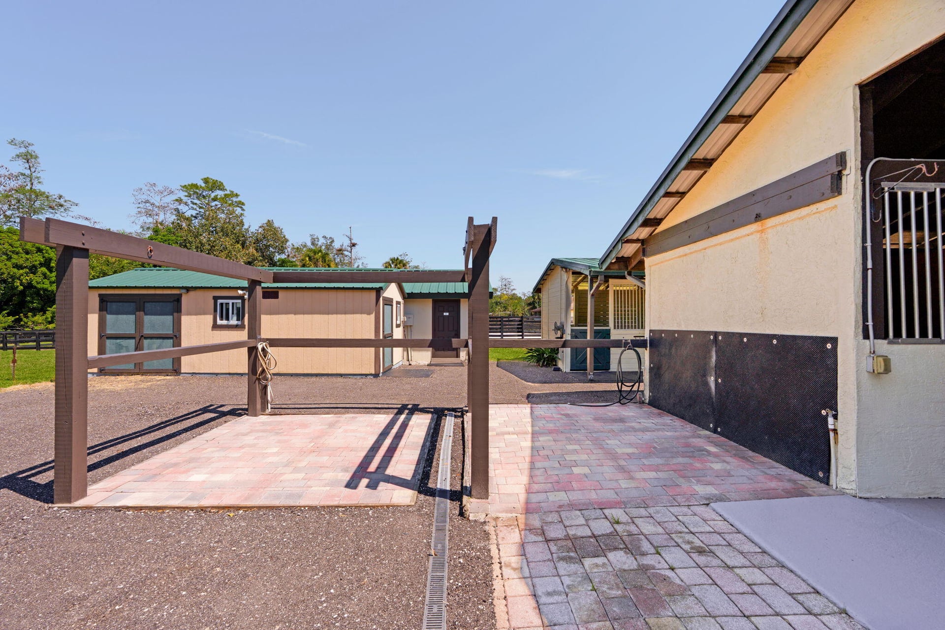  Residence photo 22