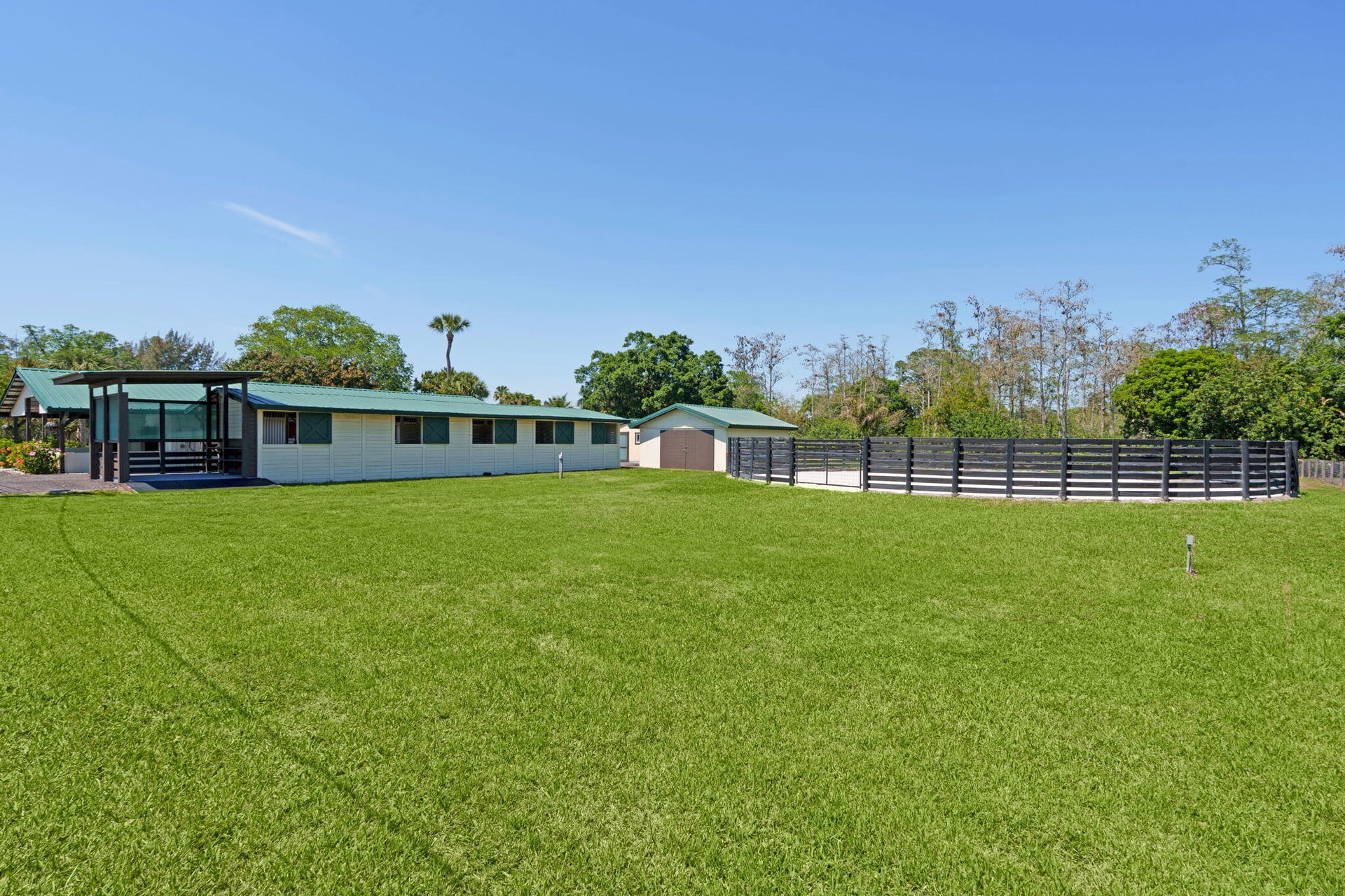  Residence photo 23