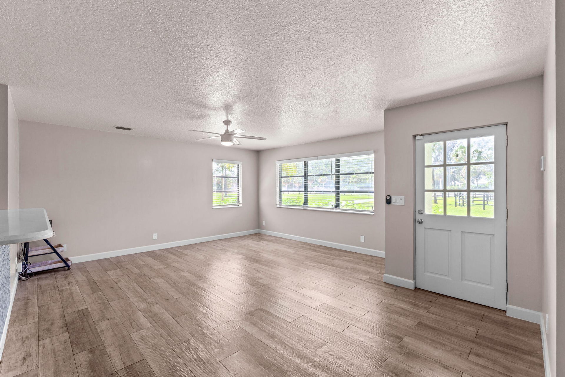  Residence photo 33